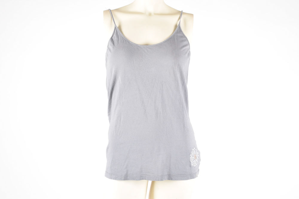 Large Collection of Women's Clothes Including Levi's