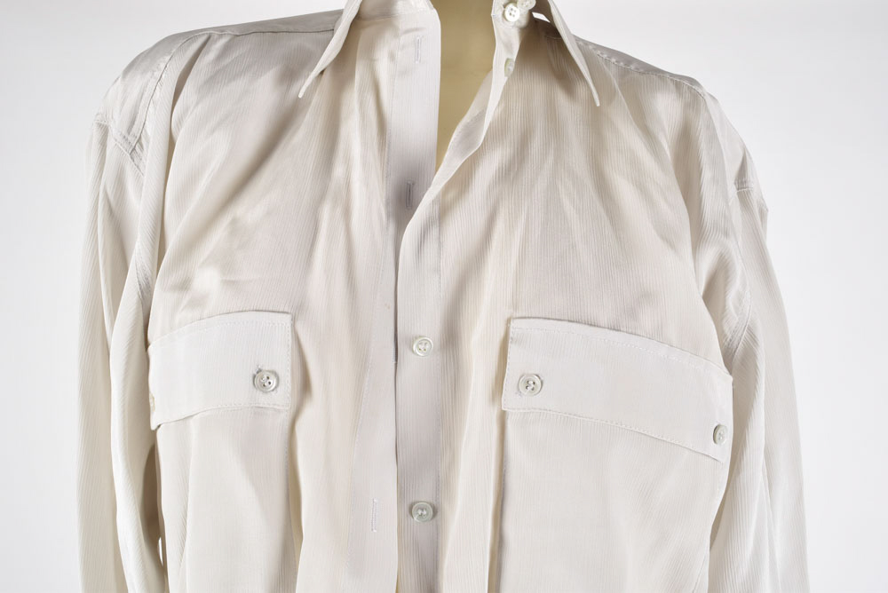 Large Collection of Women's Clothes Including Levi's