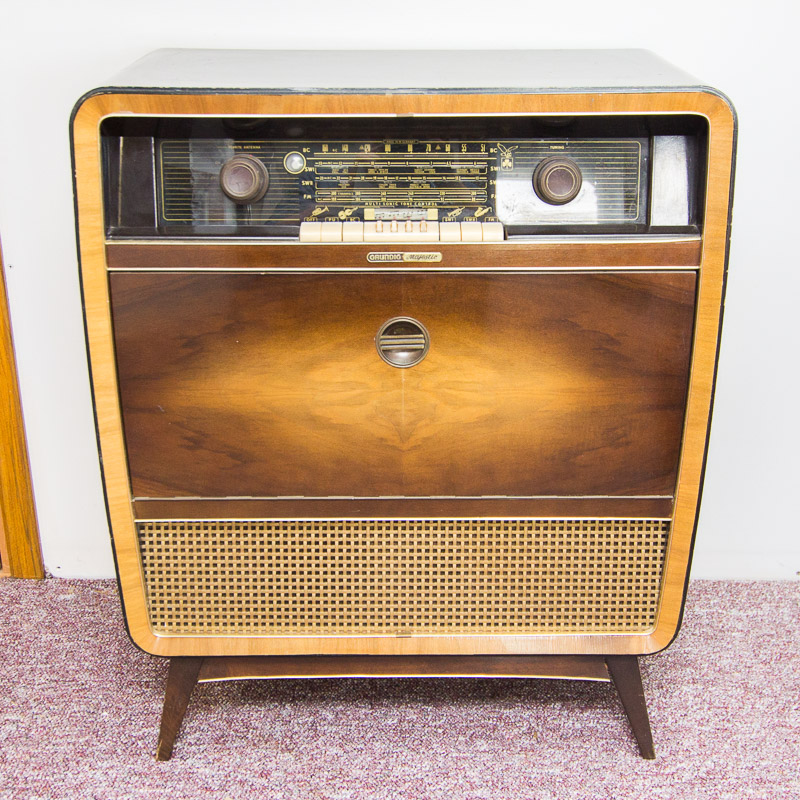Vintage Grundig Majestic 7050 Console Radio with Rex Perpetuum-Elner Record Player