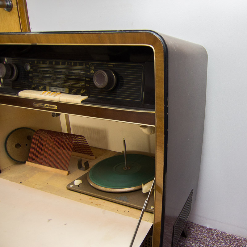 Vintage Grundig Majestic 7050 Console Radio with Rex Perpetuum-Elner Record Player