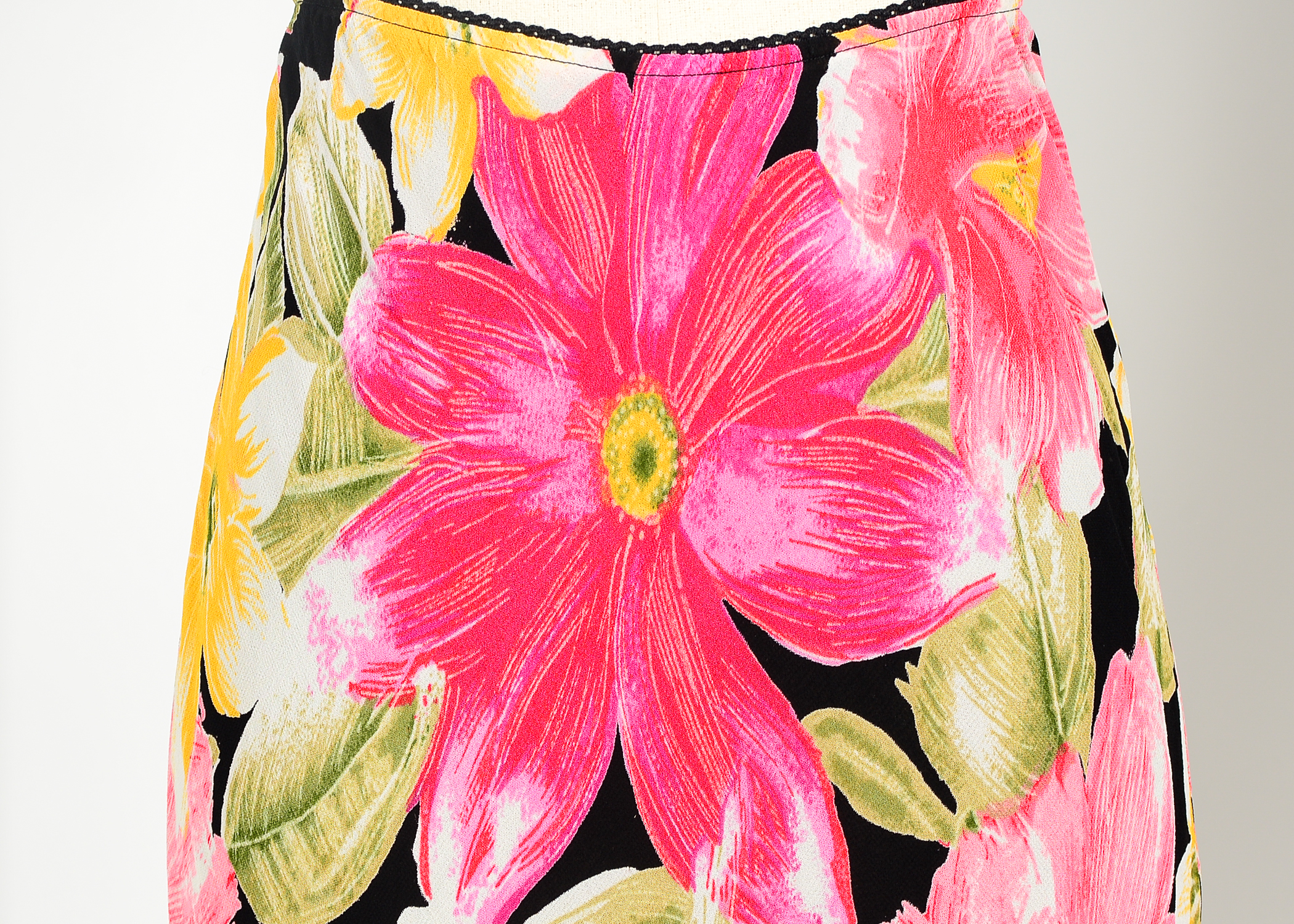 Large Collection of Women's Clothes Including Diane von Furstenberg, Free People, and Lucky Brand