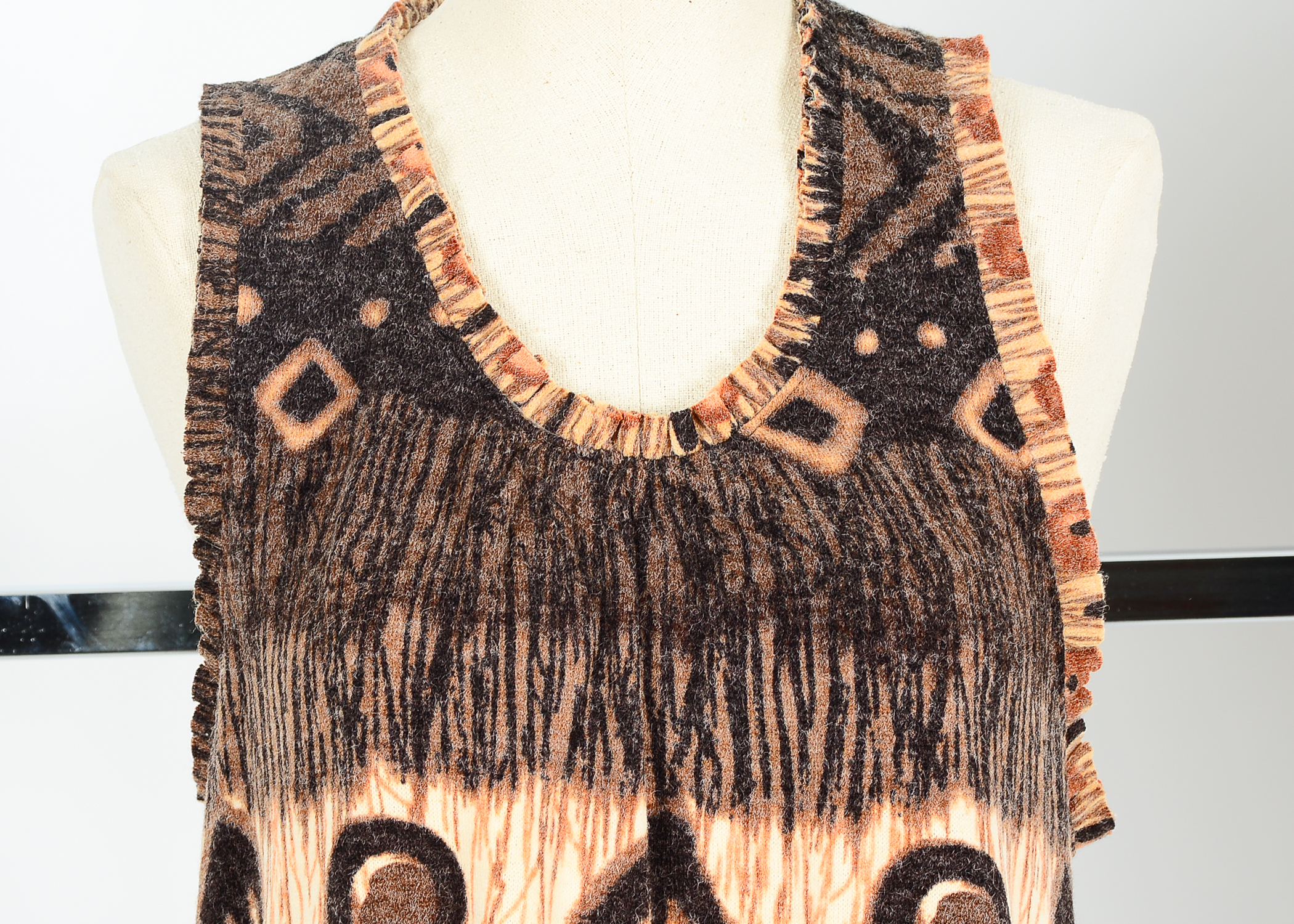 Large Collection of Women's Clothes Including Valerie Stevens and Cache