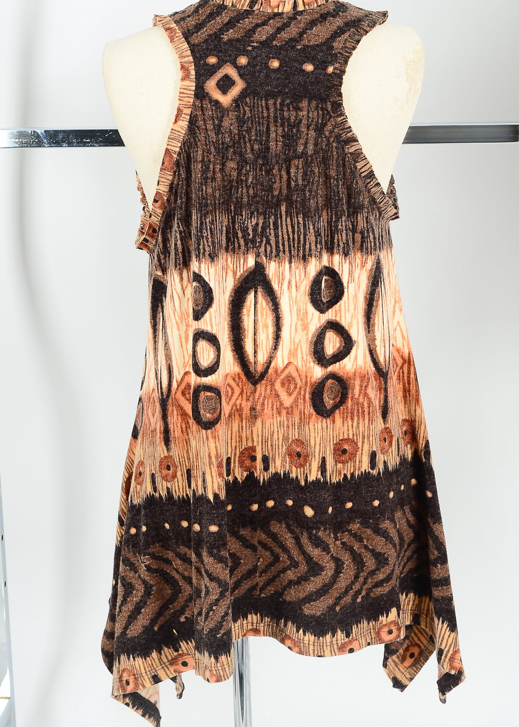 Large Collection of Women's Clothes Including Valerie Stevens and Cache