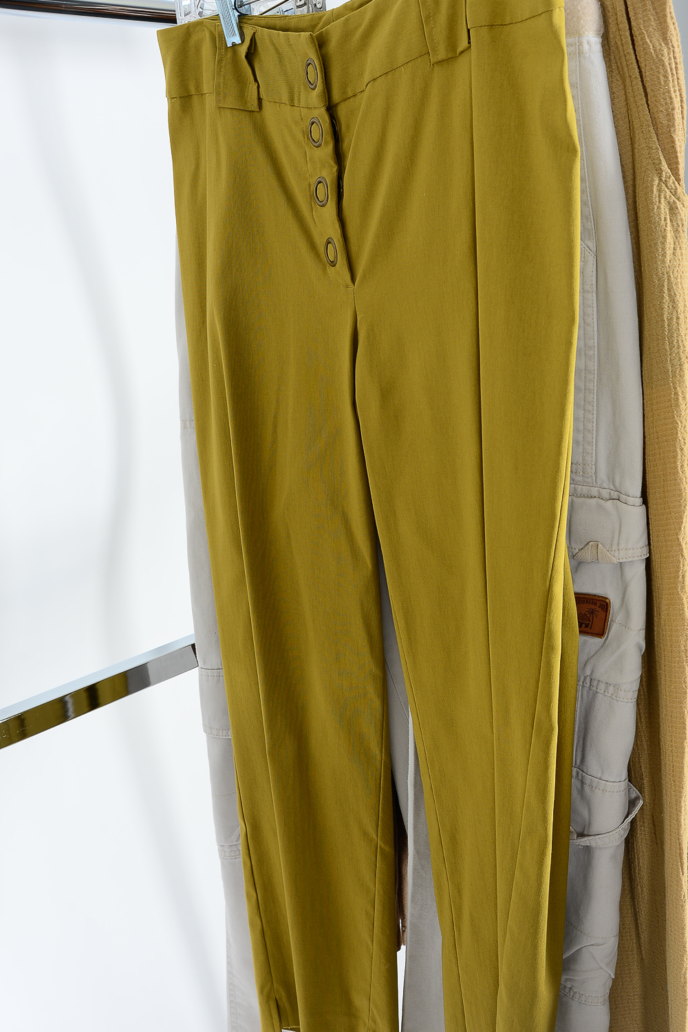 Large Collection of Women's Clothes Including Valerie Stevens and Cache