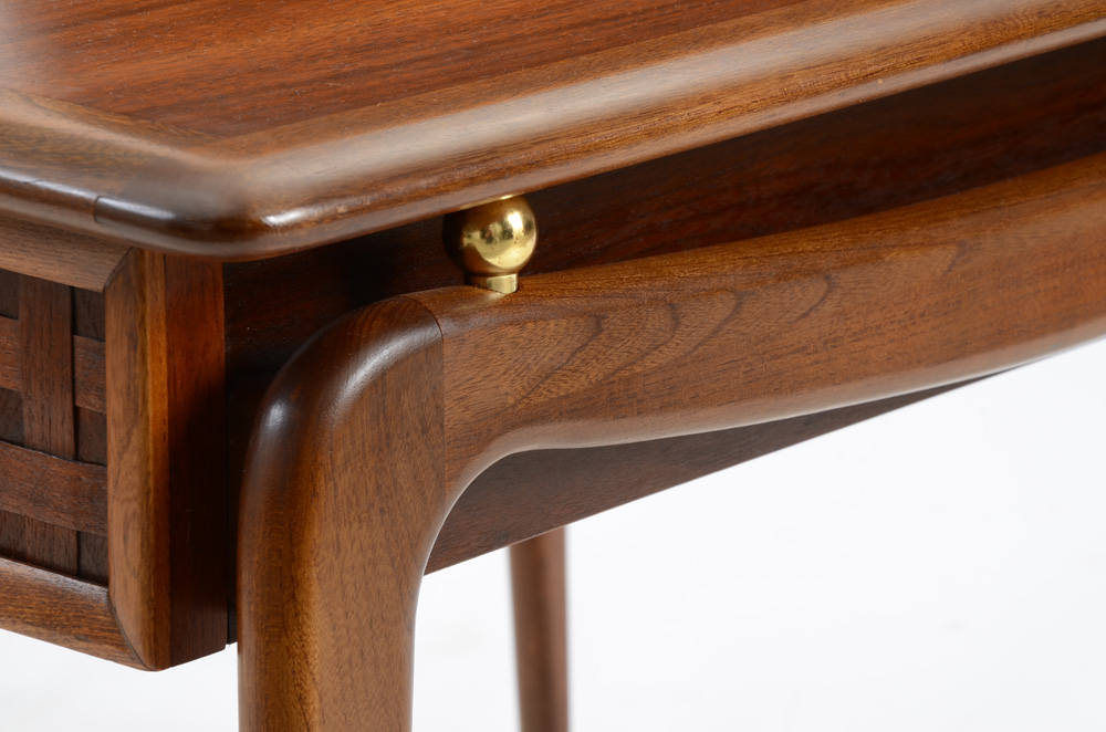 Lane Perception Side Table