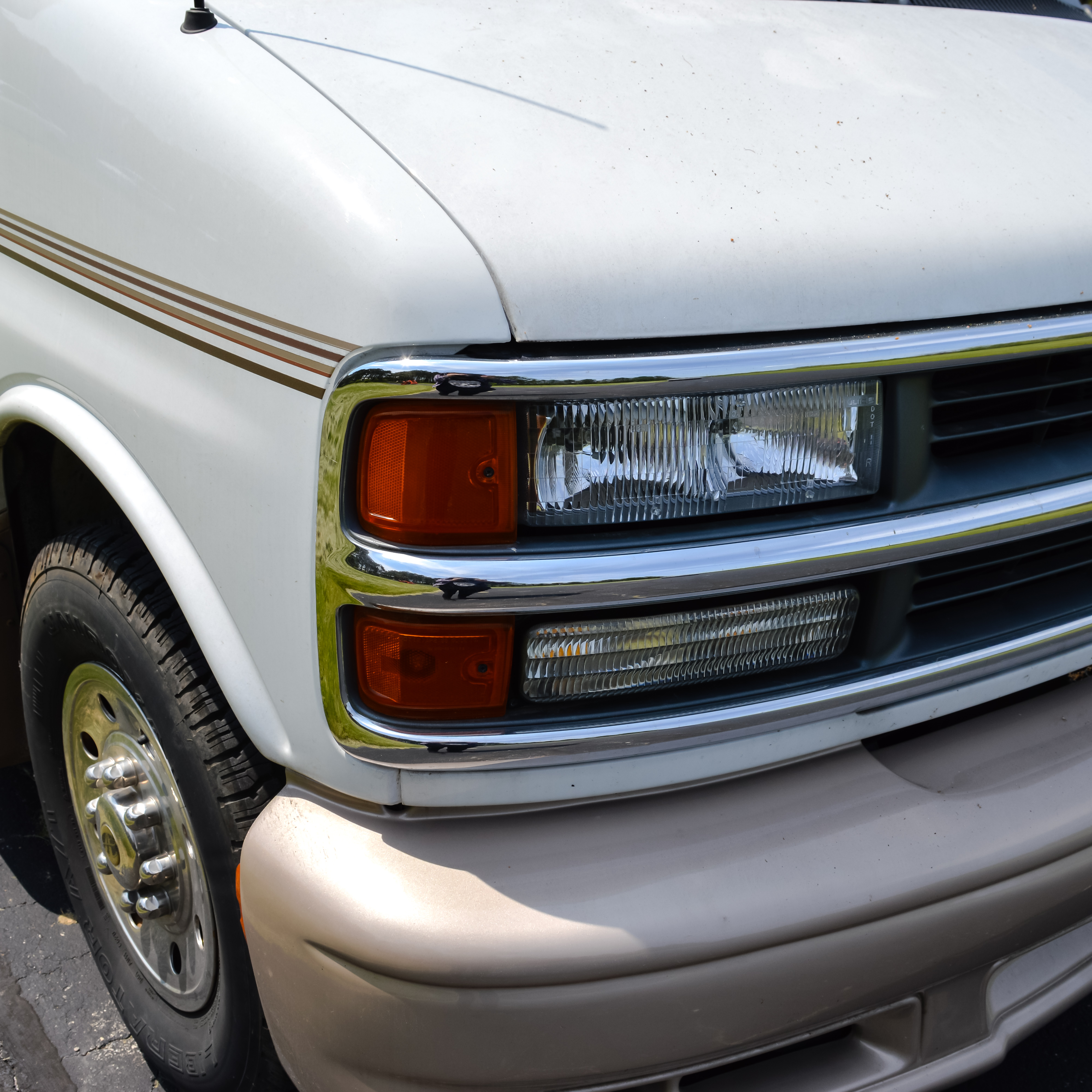 2001 Roadtrek 190 Popular RV