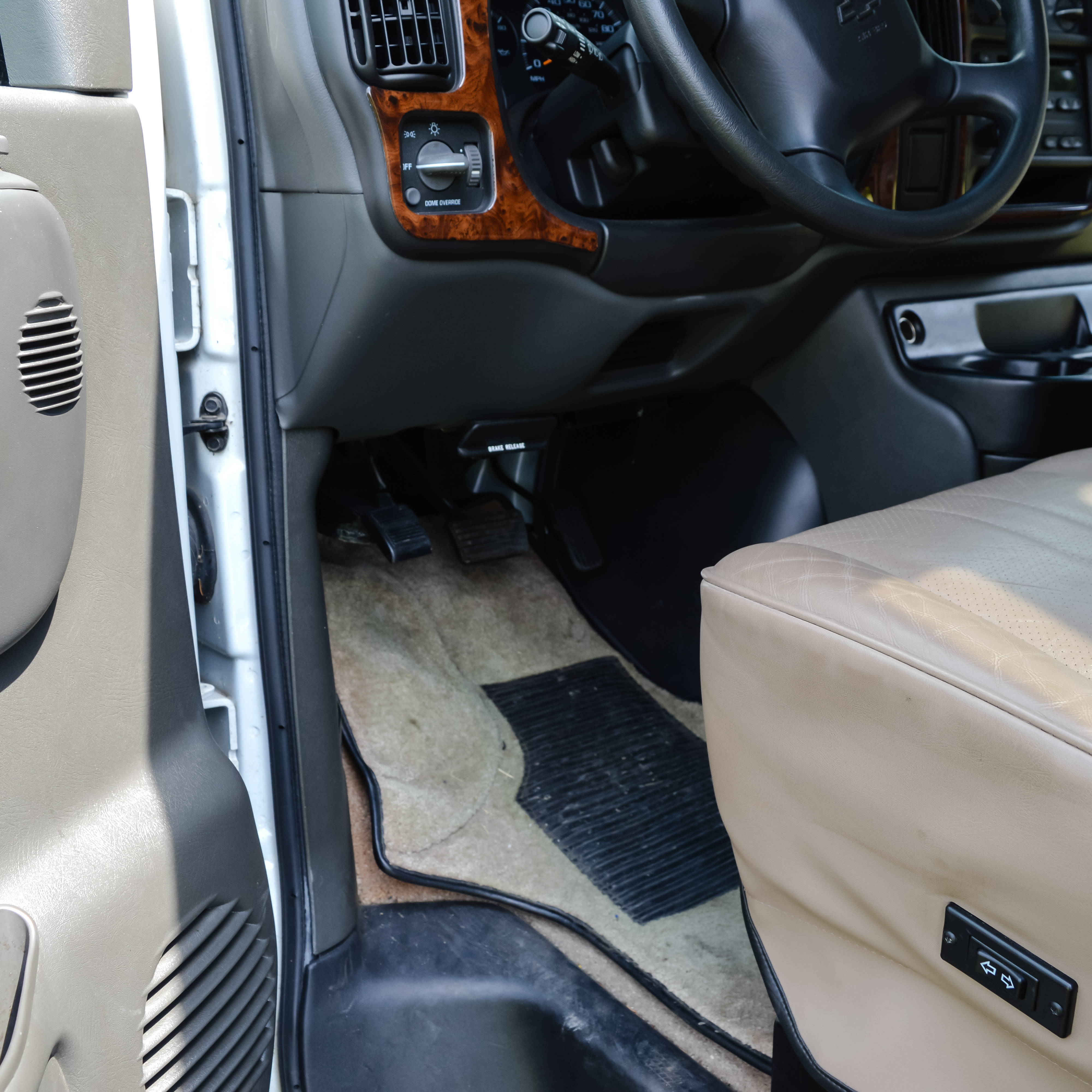 2001 Roadtrek 190 Popular RV