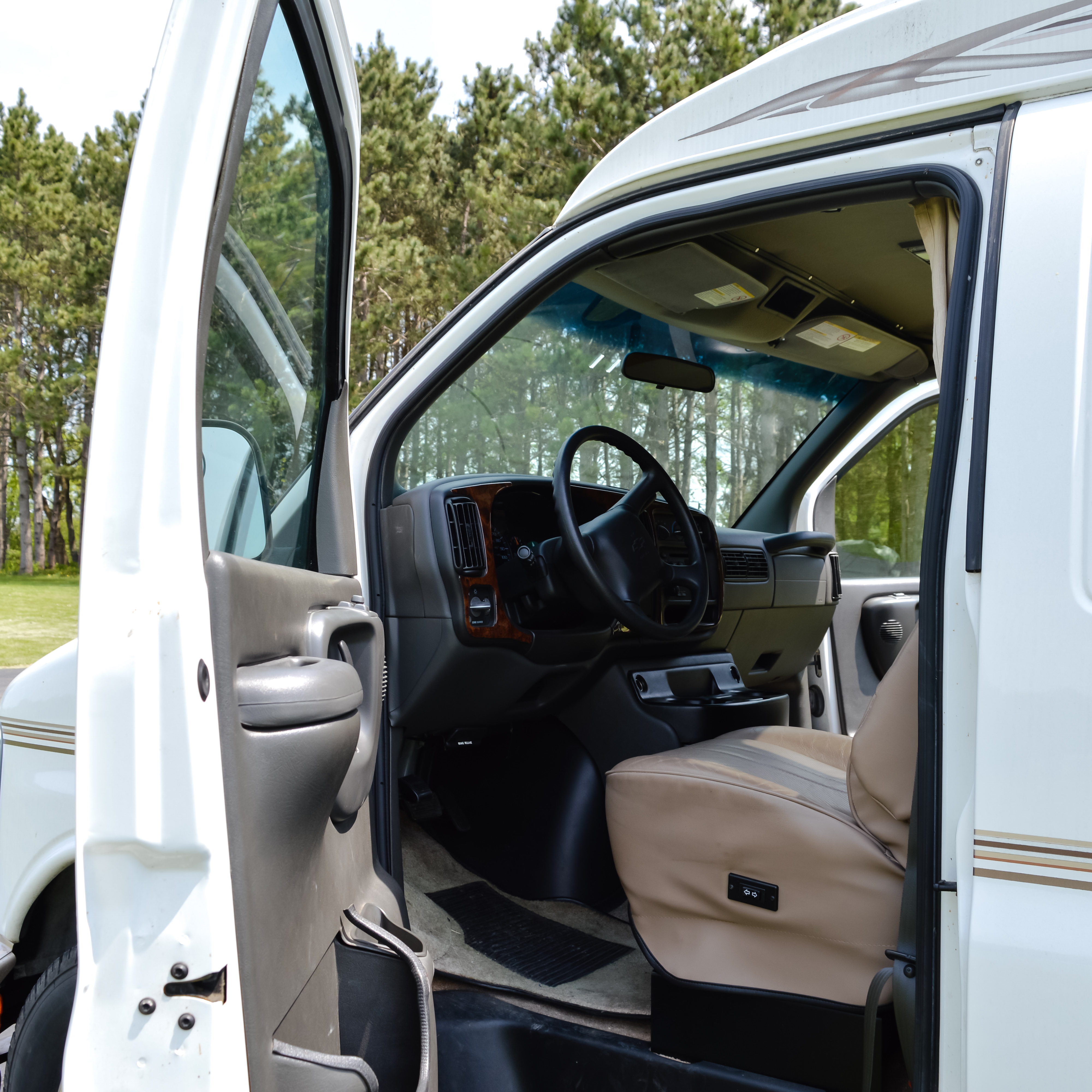 2001 Roadtrek 190 Popular RV