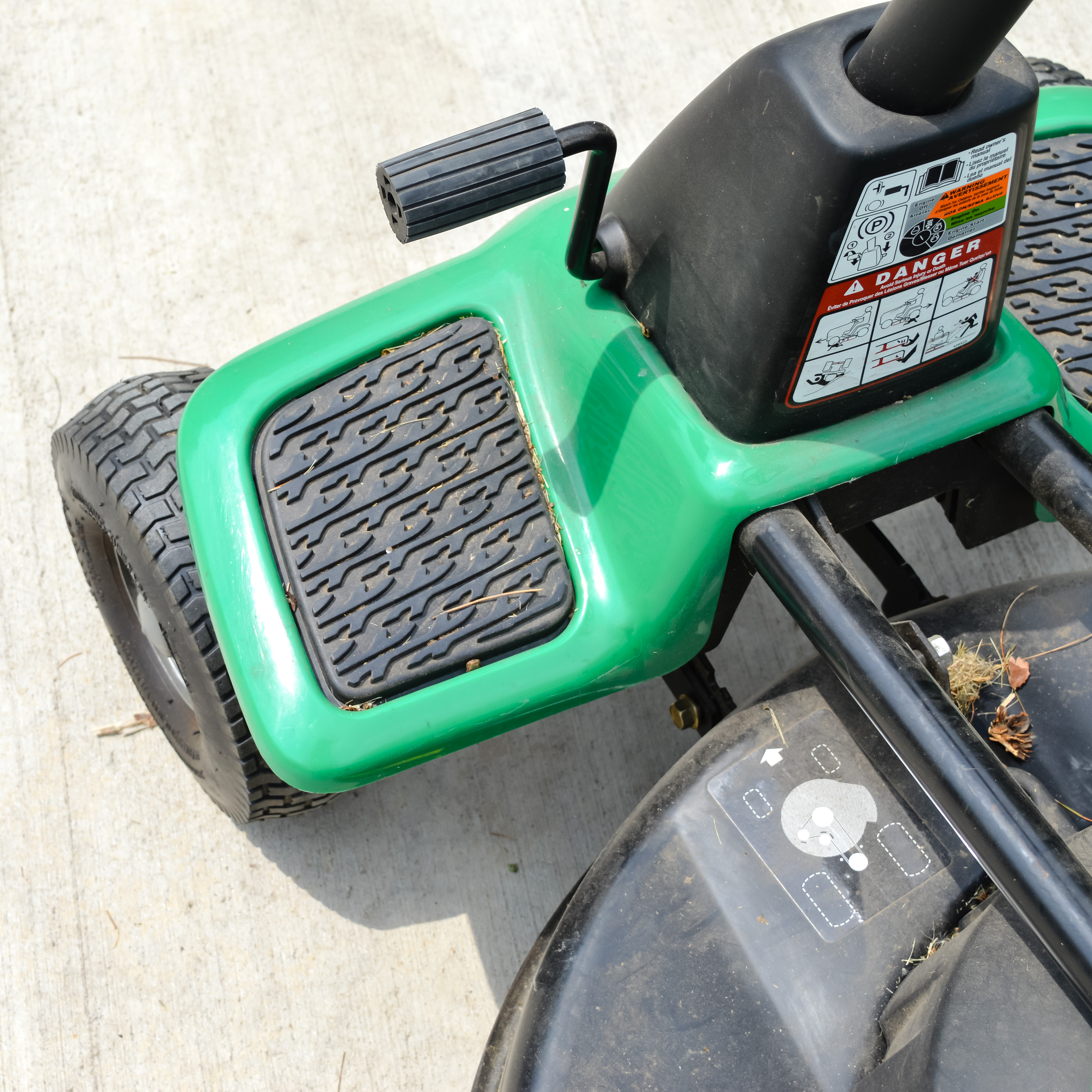 Weedeater One Riding Lawn Mower