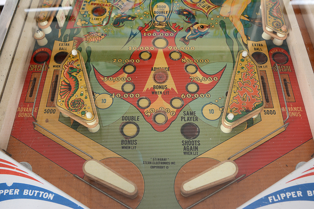 Circa 1977 Stern Stingray 4-Player Pinball Machine