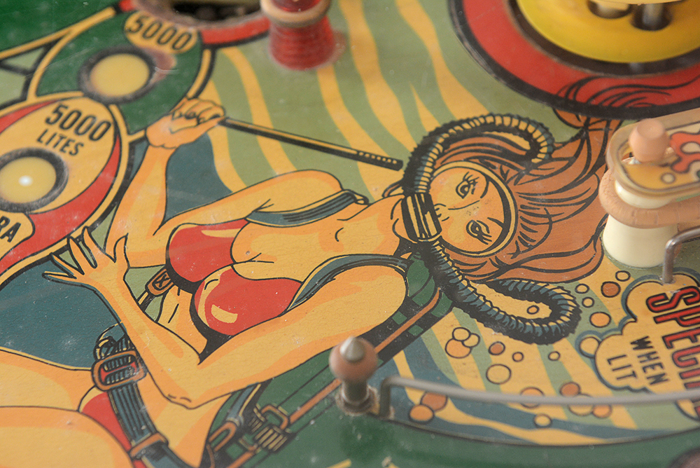 Circa 1977 Stern Stingray 4-Player Pinball Machine