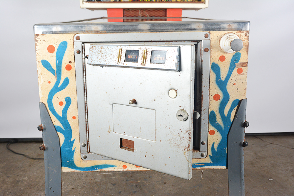 Circa 1977 Stern Stingray 4-Player Pinball Machine