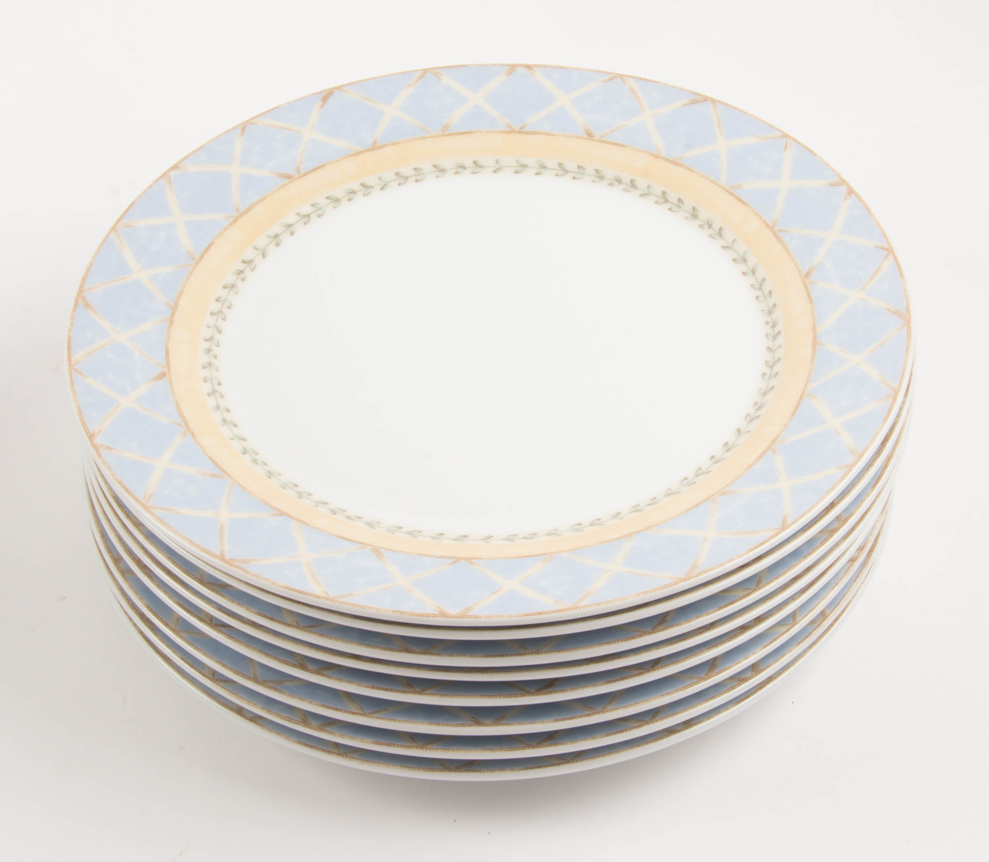 Heritage Mint Ltd. Enchanted Garden China Set