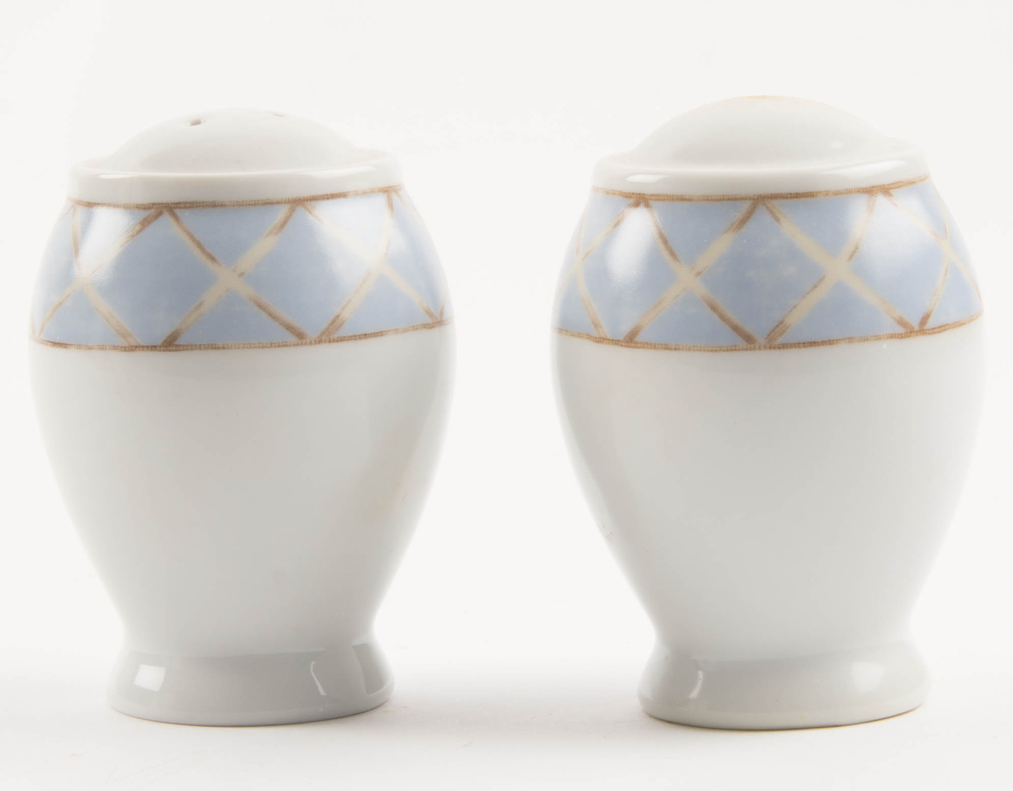 Heritage Mint Ltd. Enchanted Garden China Set