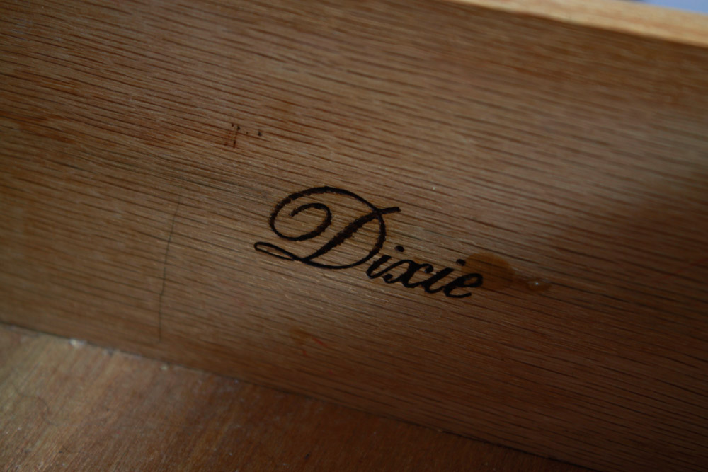 Vintage Dixie Furniture Dresser with Mirror