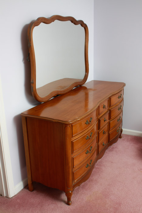 Vintage Dixie Furniture Dresser with Mirror