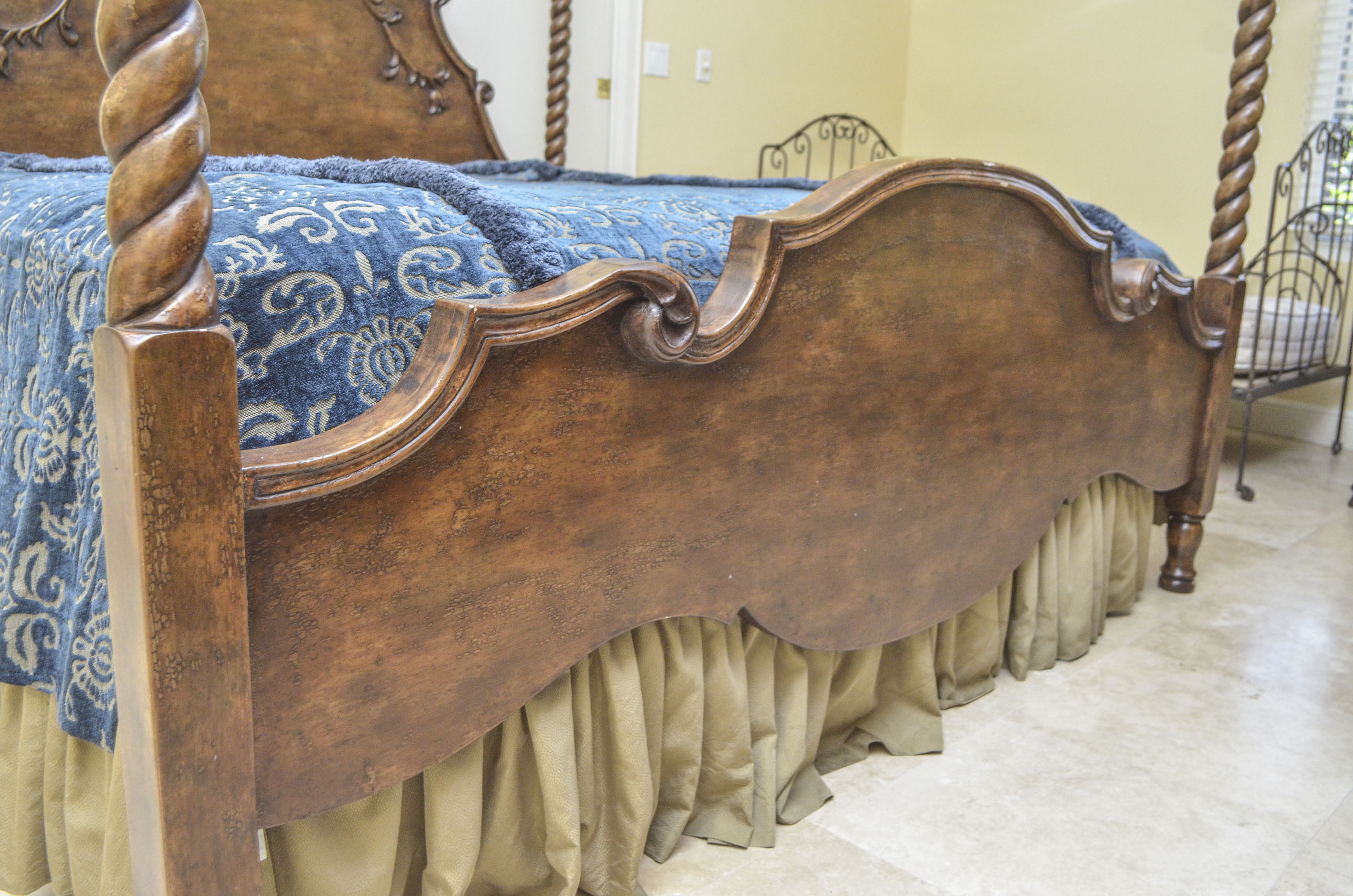 Twisted Barley Four Poster Queen Bed