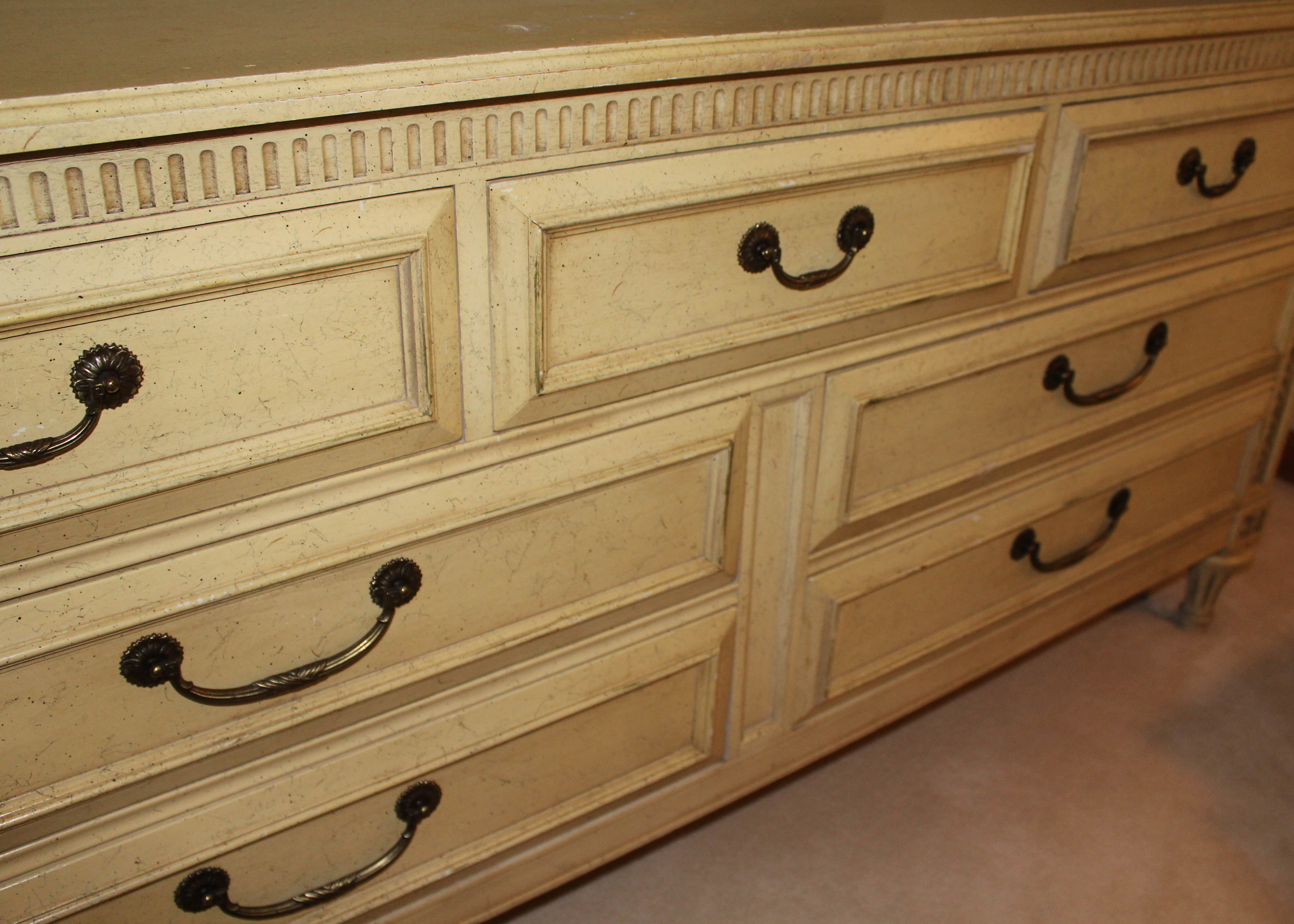 Vintage French Provincial Style Wooden Chest of Drawers