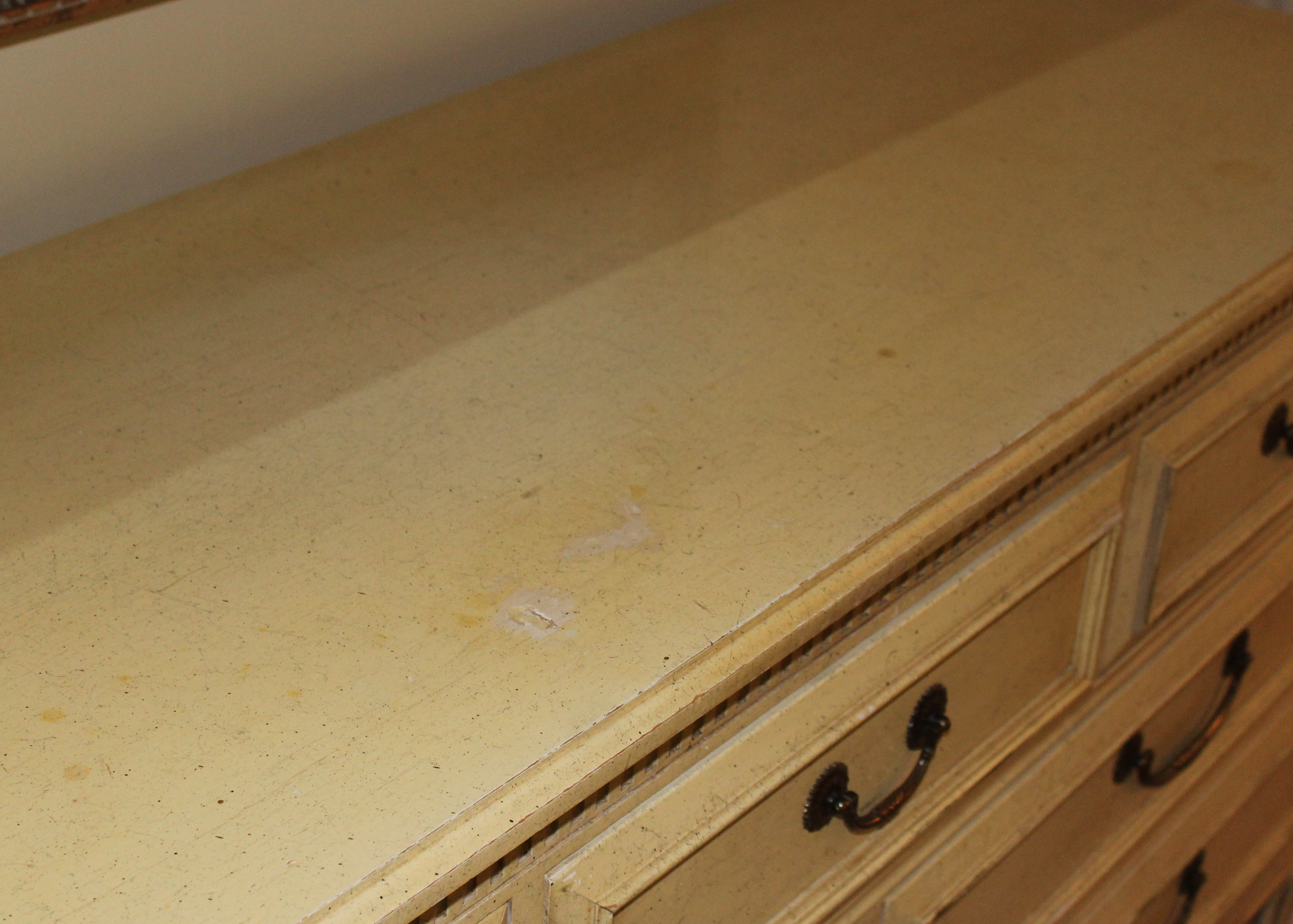 Vintage French Provincial Style Wooden Chest of Drawers