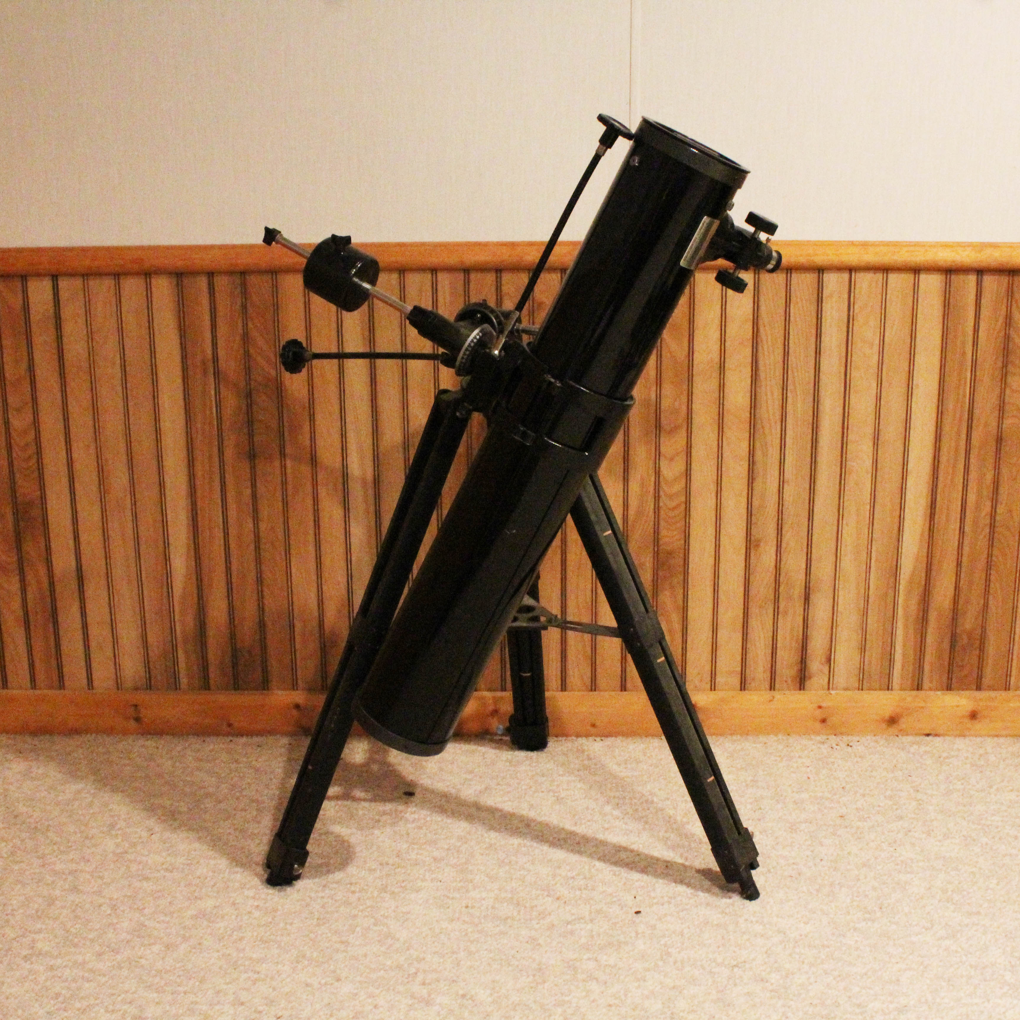"Infinity" Model 114EQ Telescope with Stand