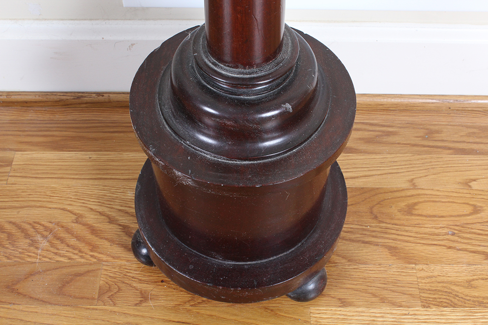 Torchére Wooden Stand