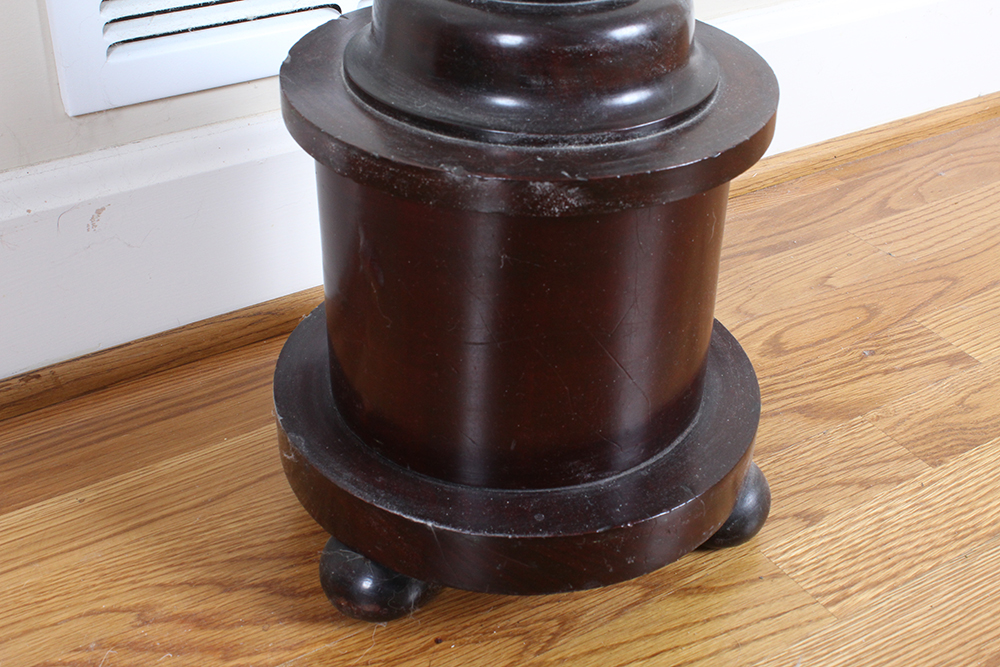 Torchére Wooden Stand