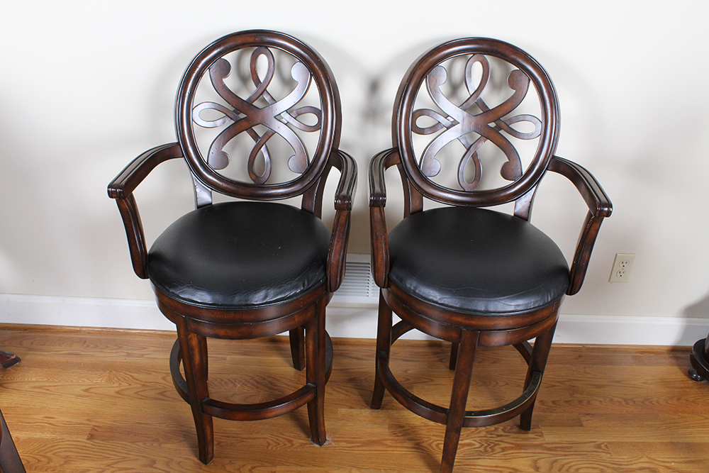 Four Hillsdale Furniture Rotating Bar Chairs