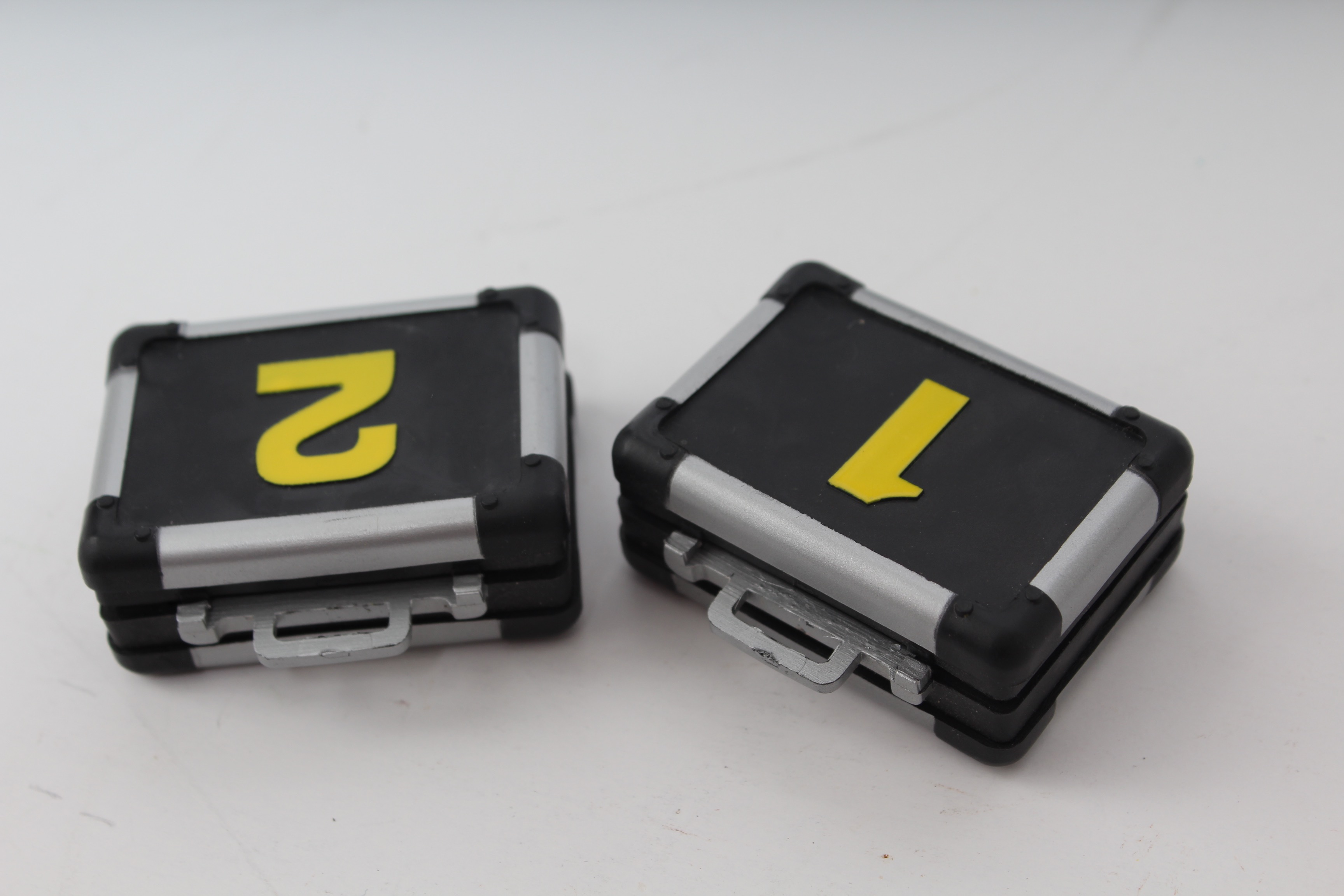 Doze Green "TravelA" Limited Edition Figure