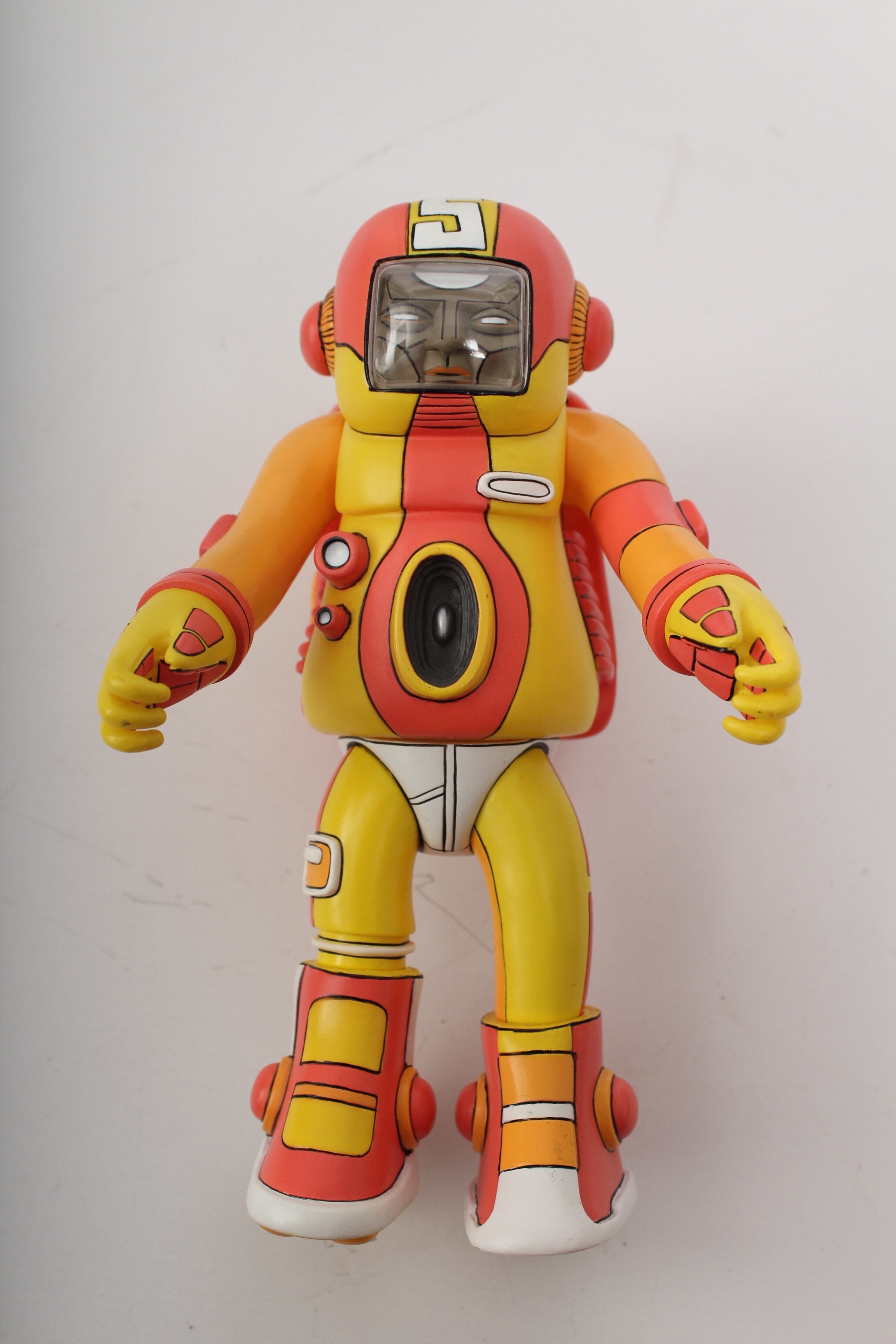 Doze Green "TravelA" Limited Edition Figure