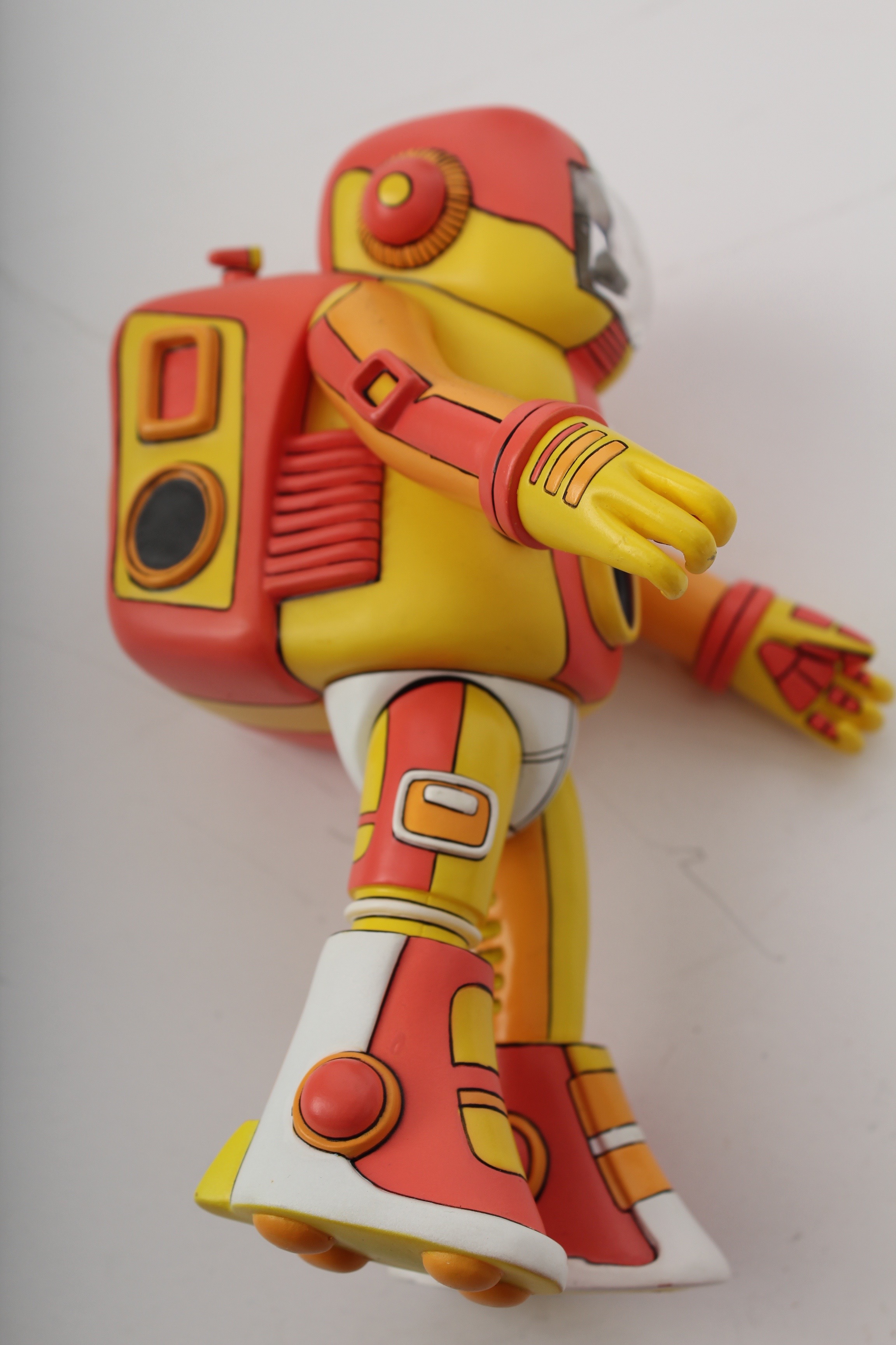 Doze Green "TravelA" Limited Edition Figure