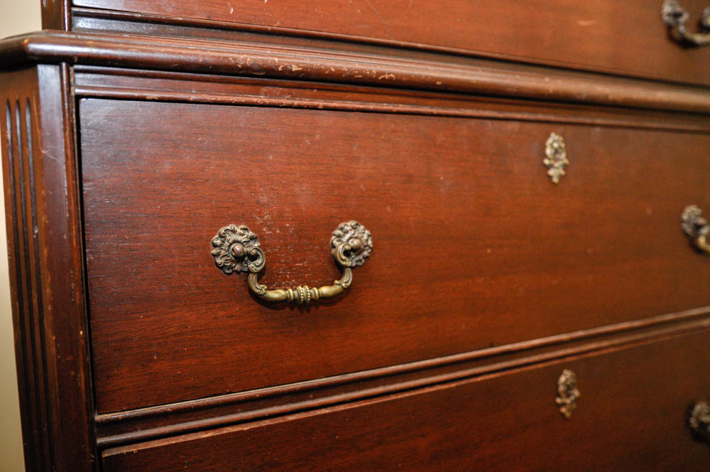 Traditional Style Mahogany Chest on Chest
