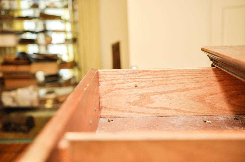 Traditional Style Mahogany Chest on Chest