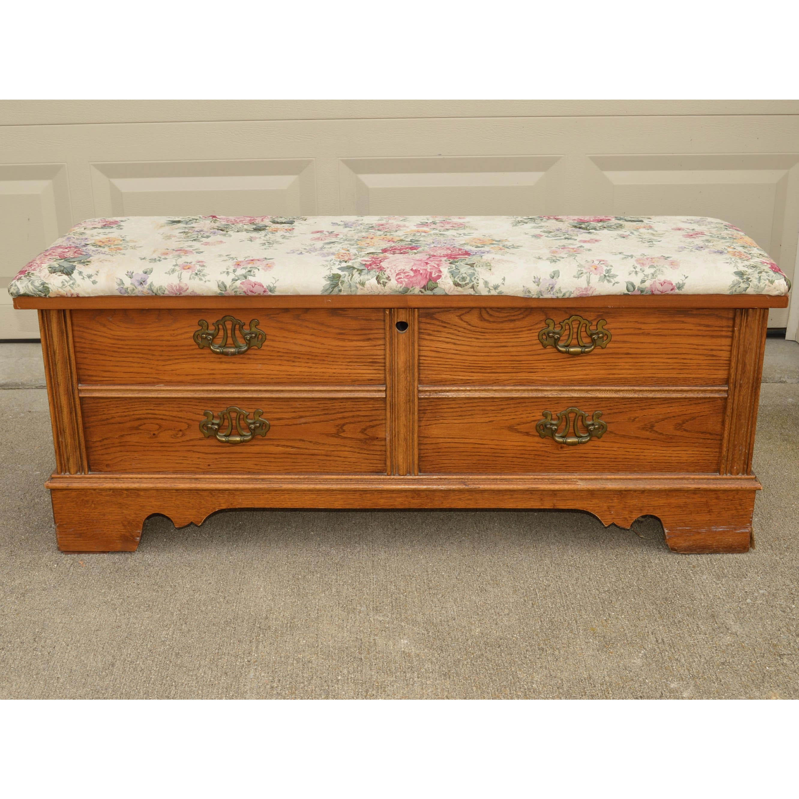 Vintage Lane Cedar Chest