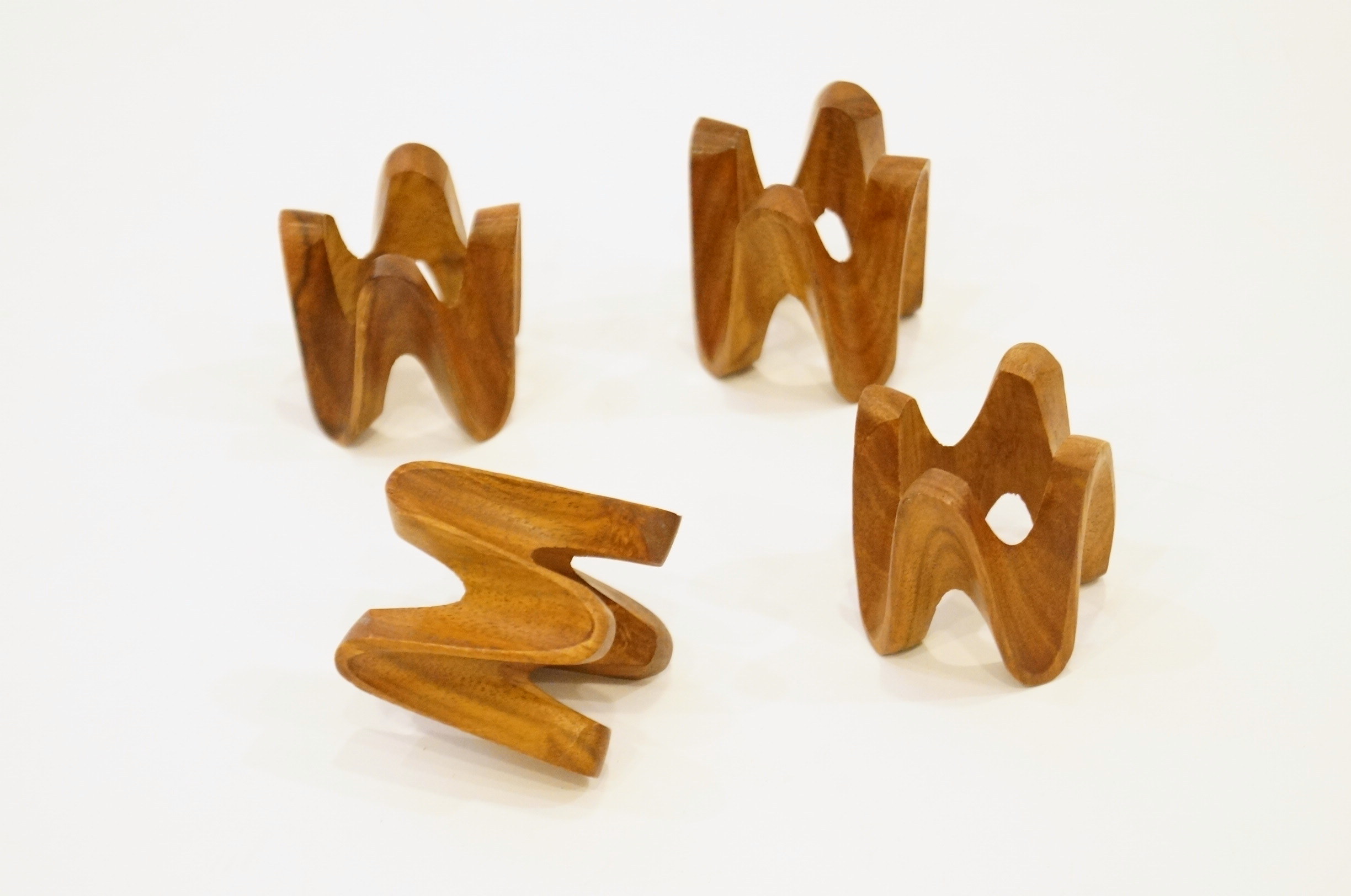 Blue Plates and Four Napkin Holders