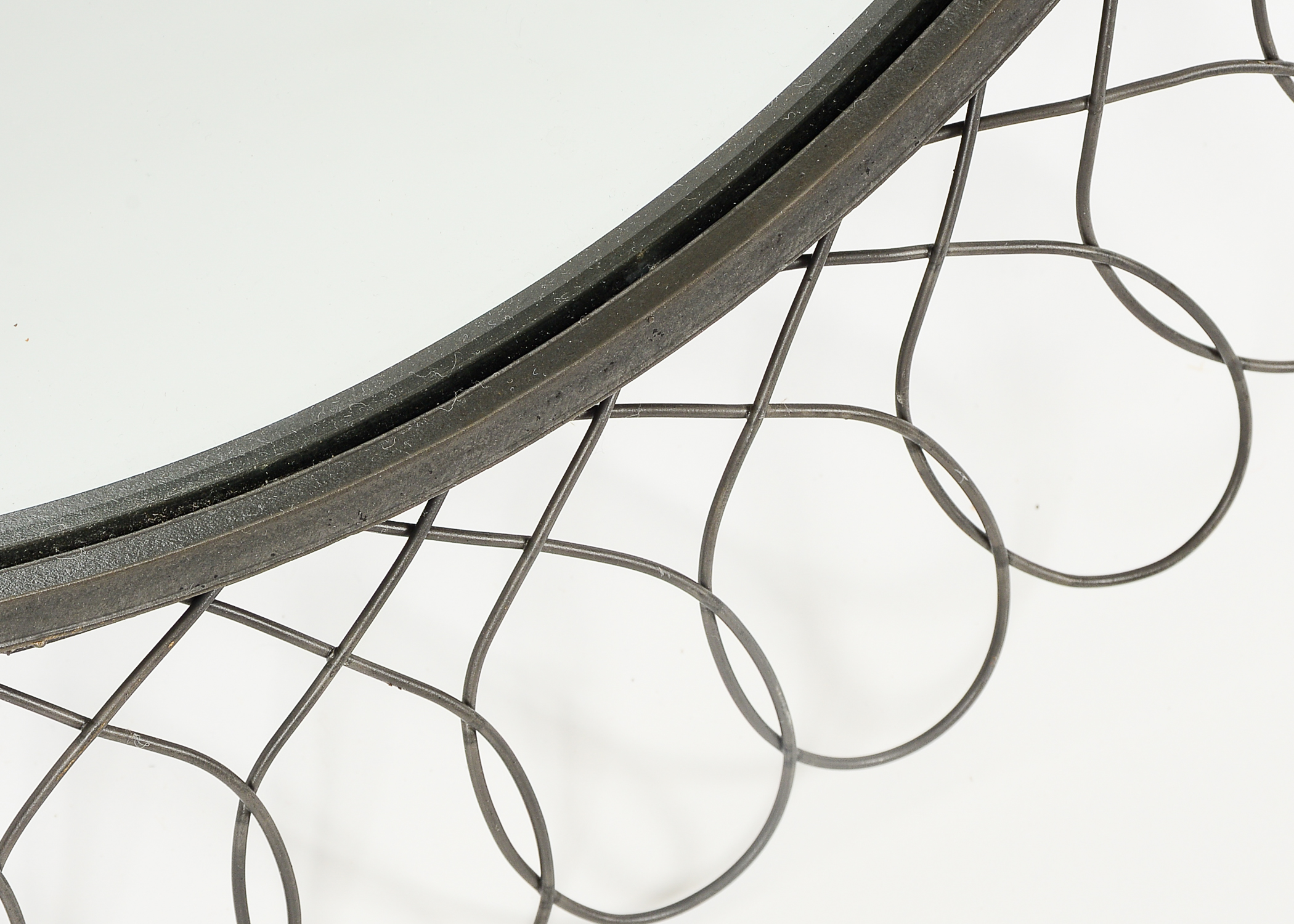 Circular Metal Accent Mirror