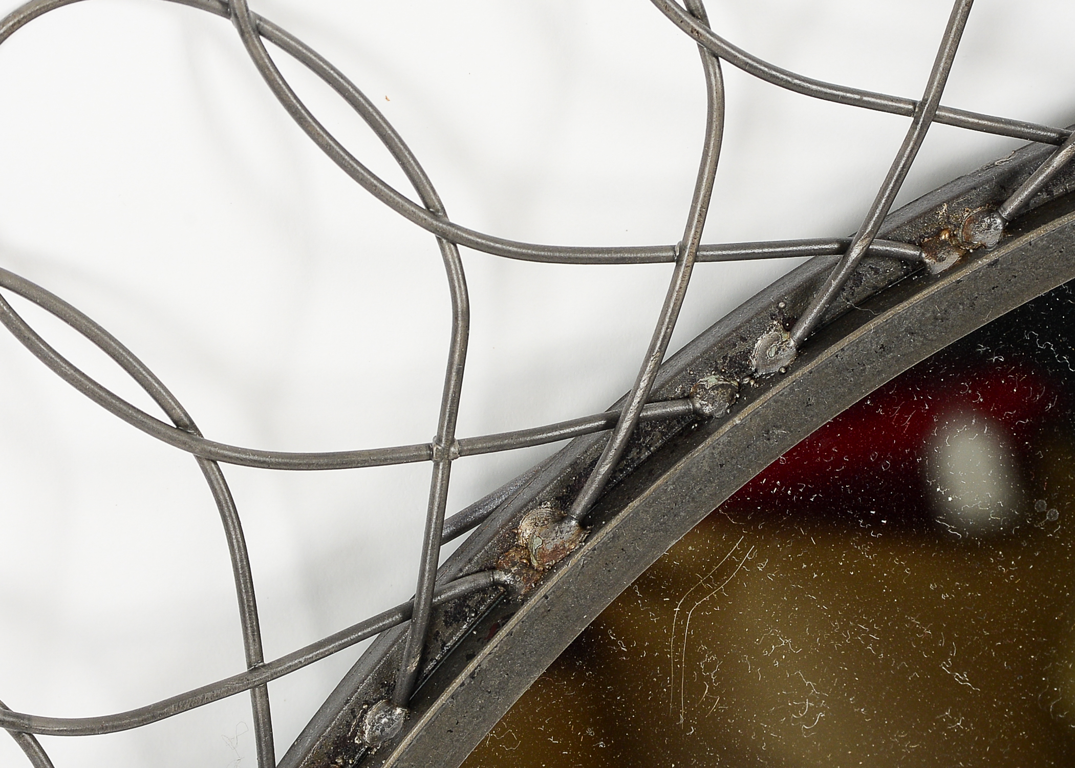 Circular Metal Accent Mirror