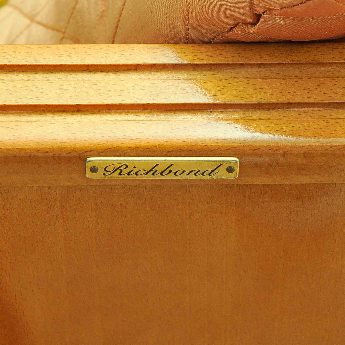 Moroccan Sofa by Richbond