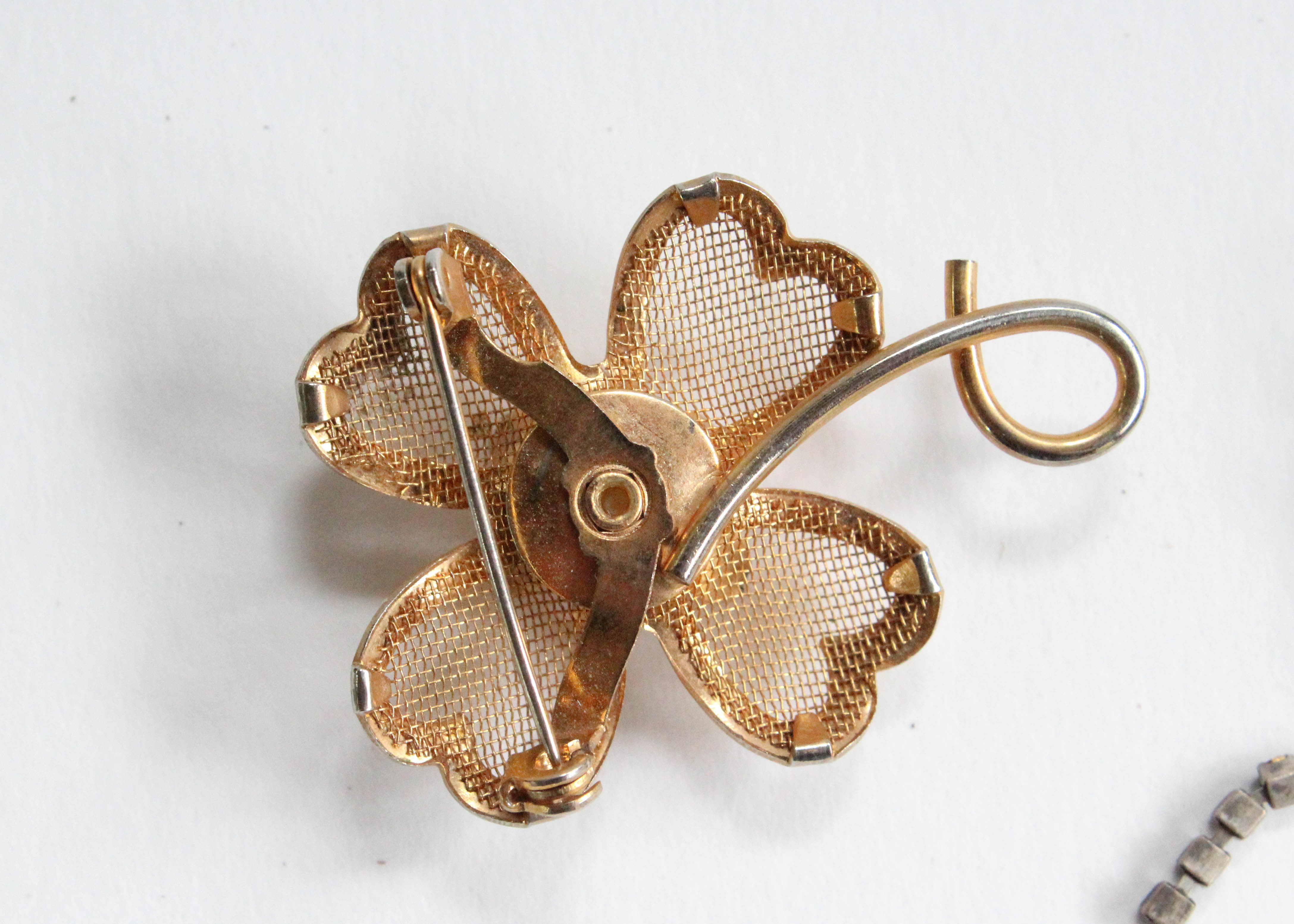 Pair of Vintage Jewelry Pieces