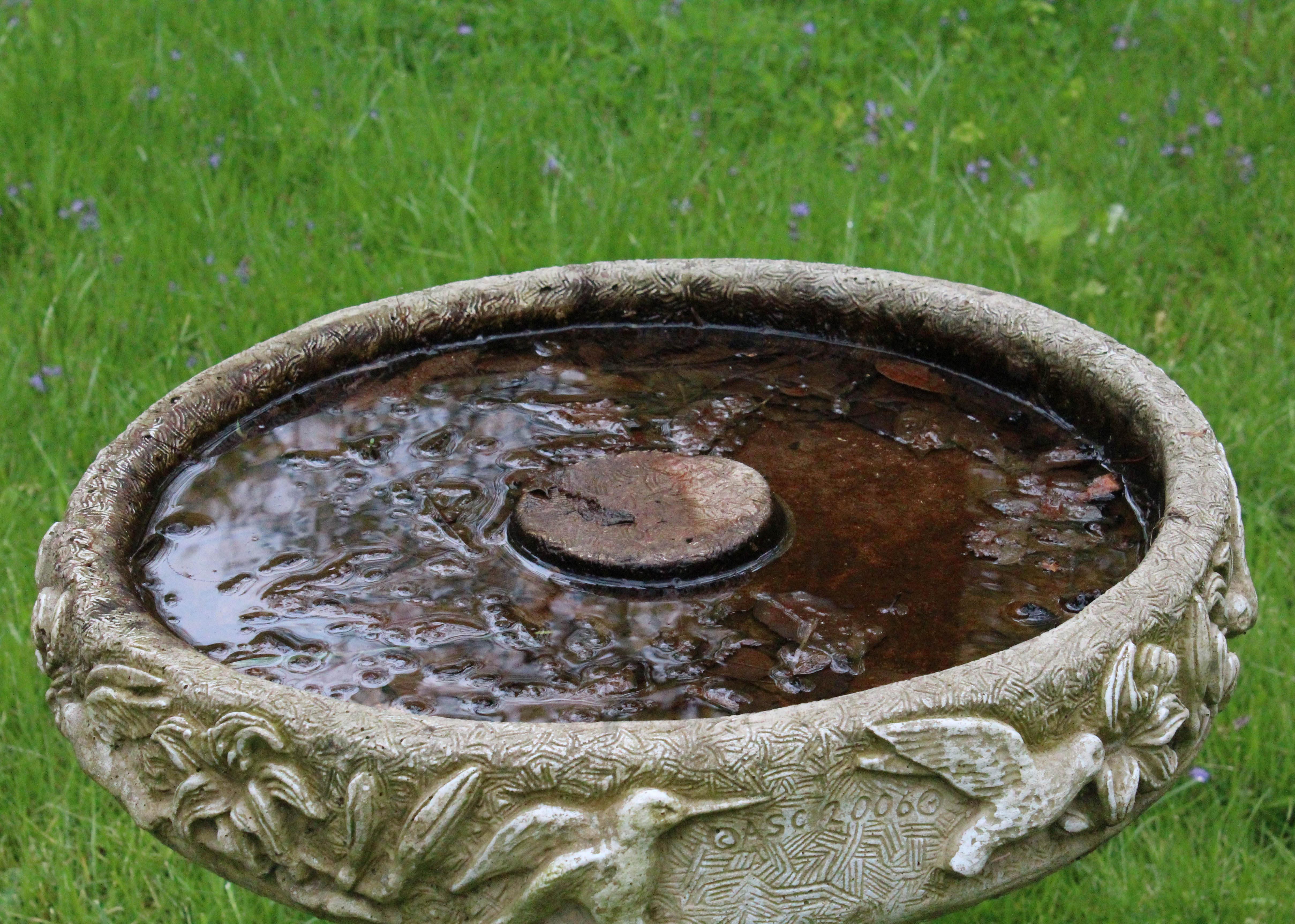 Concrete Garden Bird Bath