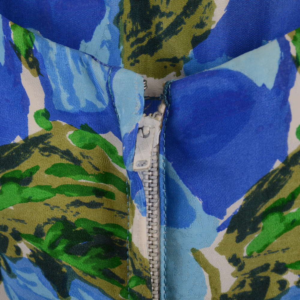 1950s Vintage Gidding's Silk Floral Print Sleeveless Dress