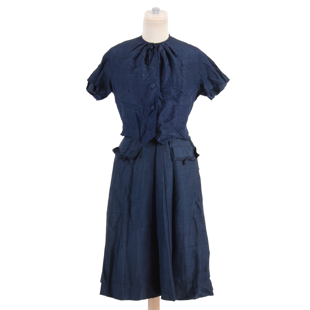 1940s Vintage Bonwitt Teller Navy Raw Silk Dress
