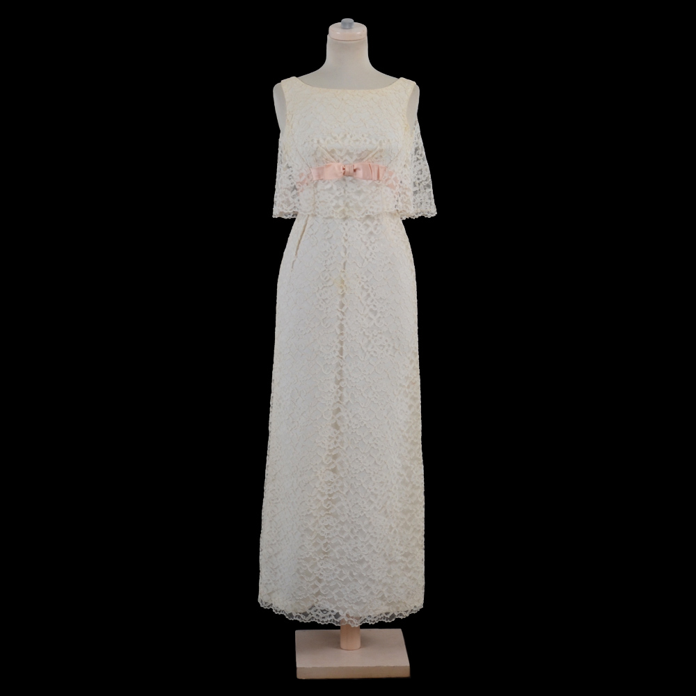 1960s Vintage Sleeveless Lace Formal Dress with Pink Satin Bow