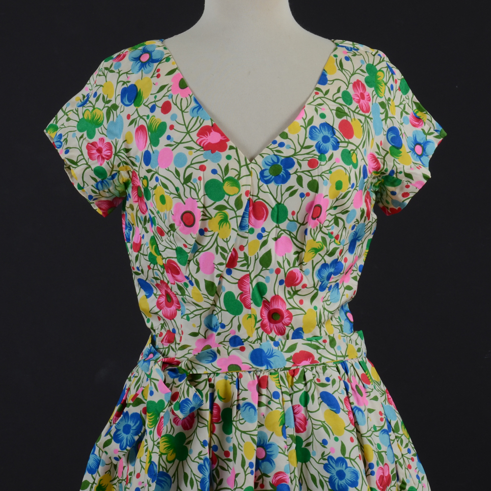 1950s Vintage Gidding's Silk Floral Print Dress