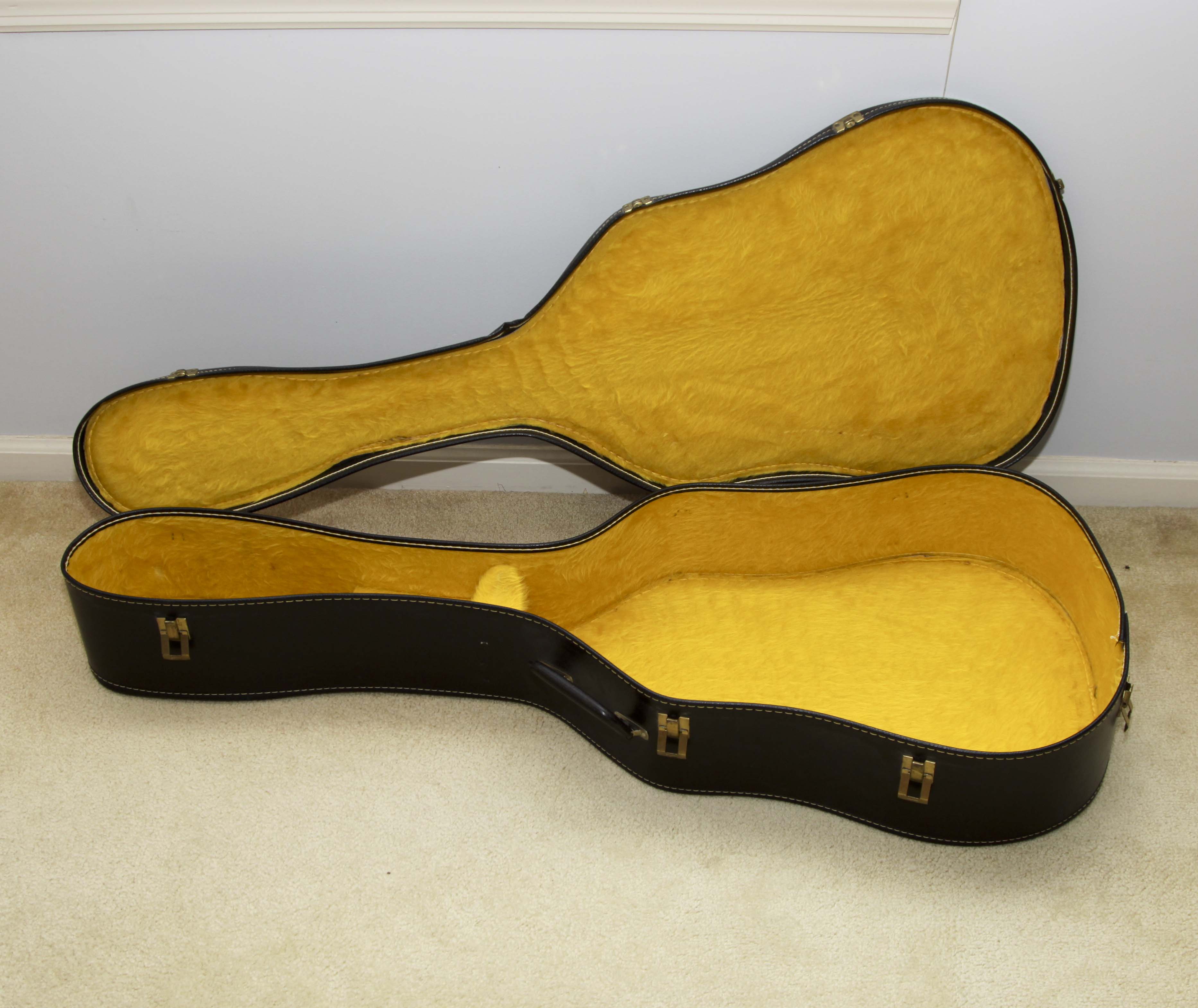 Epiphone Acoustic Guitar With Case Model PR-715-12-N