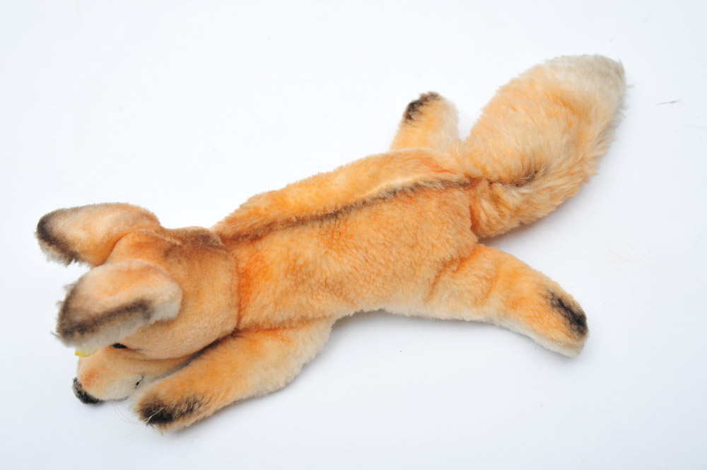 Original Steiff Sleeping Fox