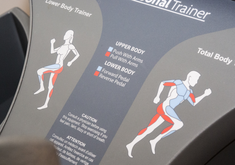 Life Fitness Club Series Elliptical Cross Trainer