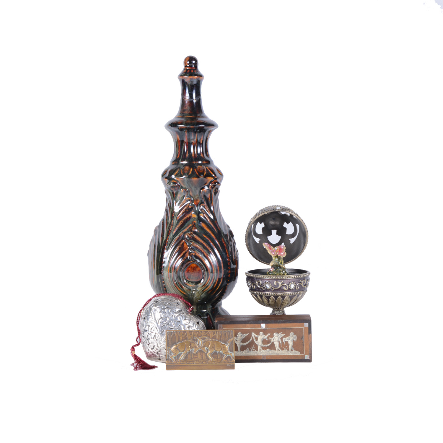 Collection of Décor