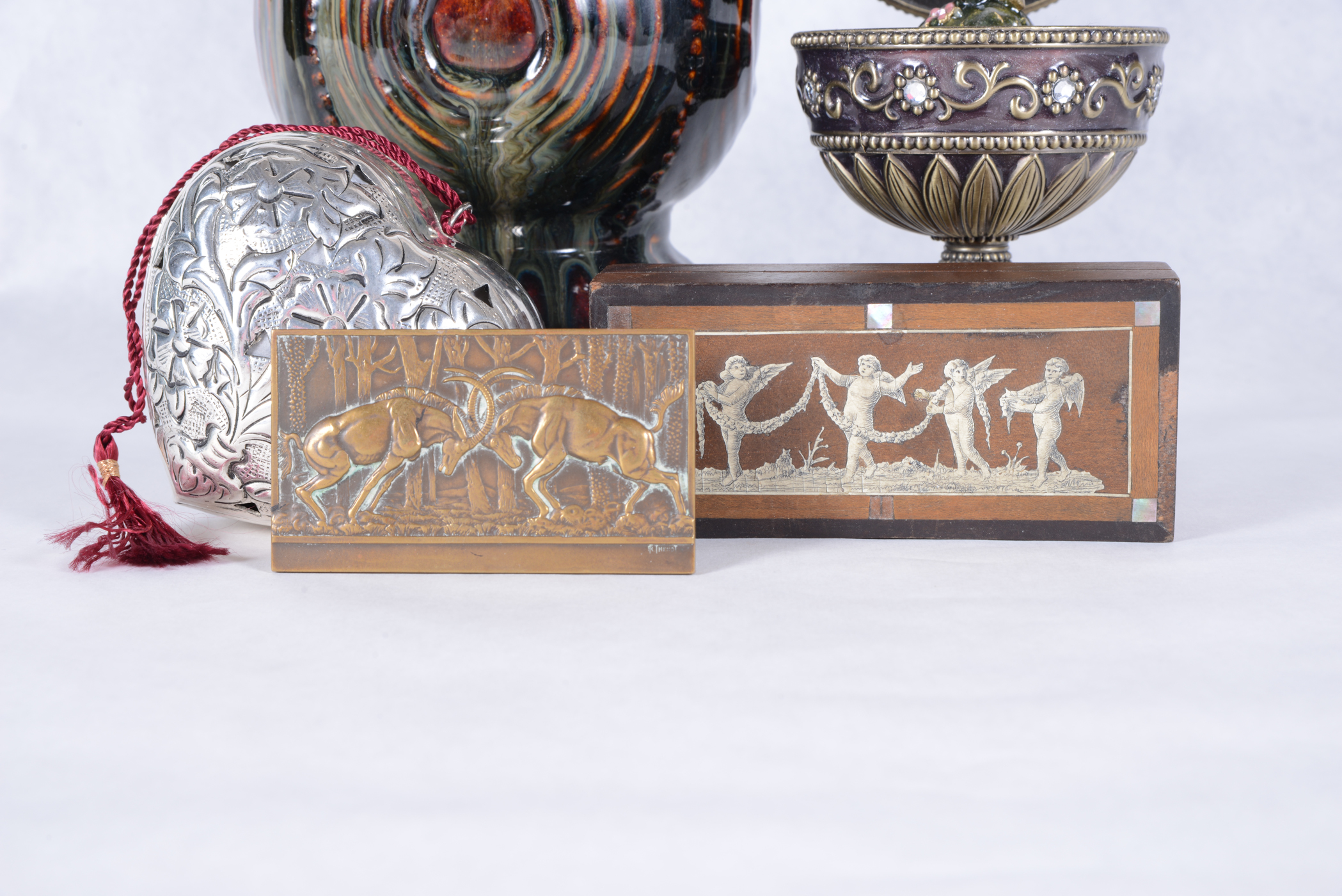 Collection of Décor