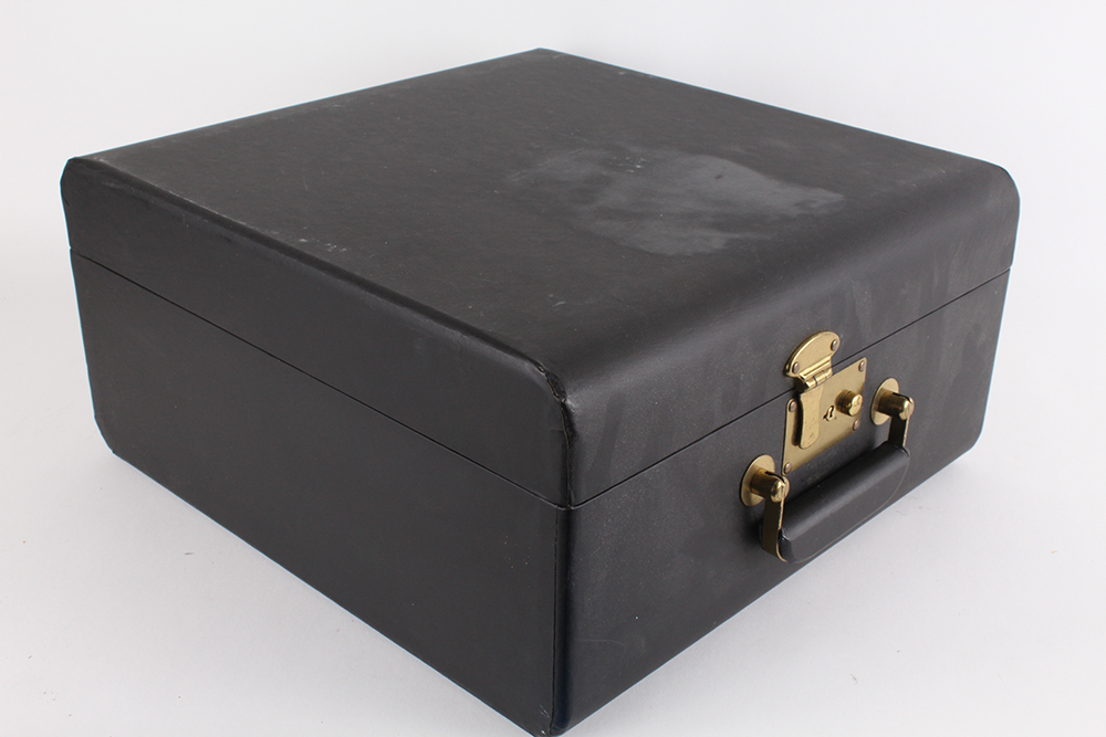 Vintage Cavanagh Men's Hat with Case