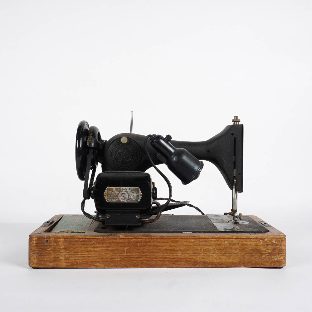 1950s Singer Sewing Machine